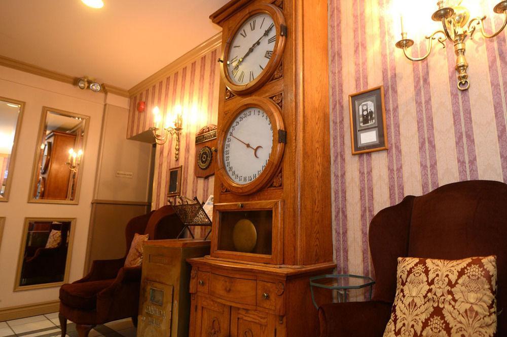 סטראטפורד Queen'S Inn מראה חיצוני תמונה