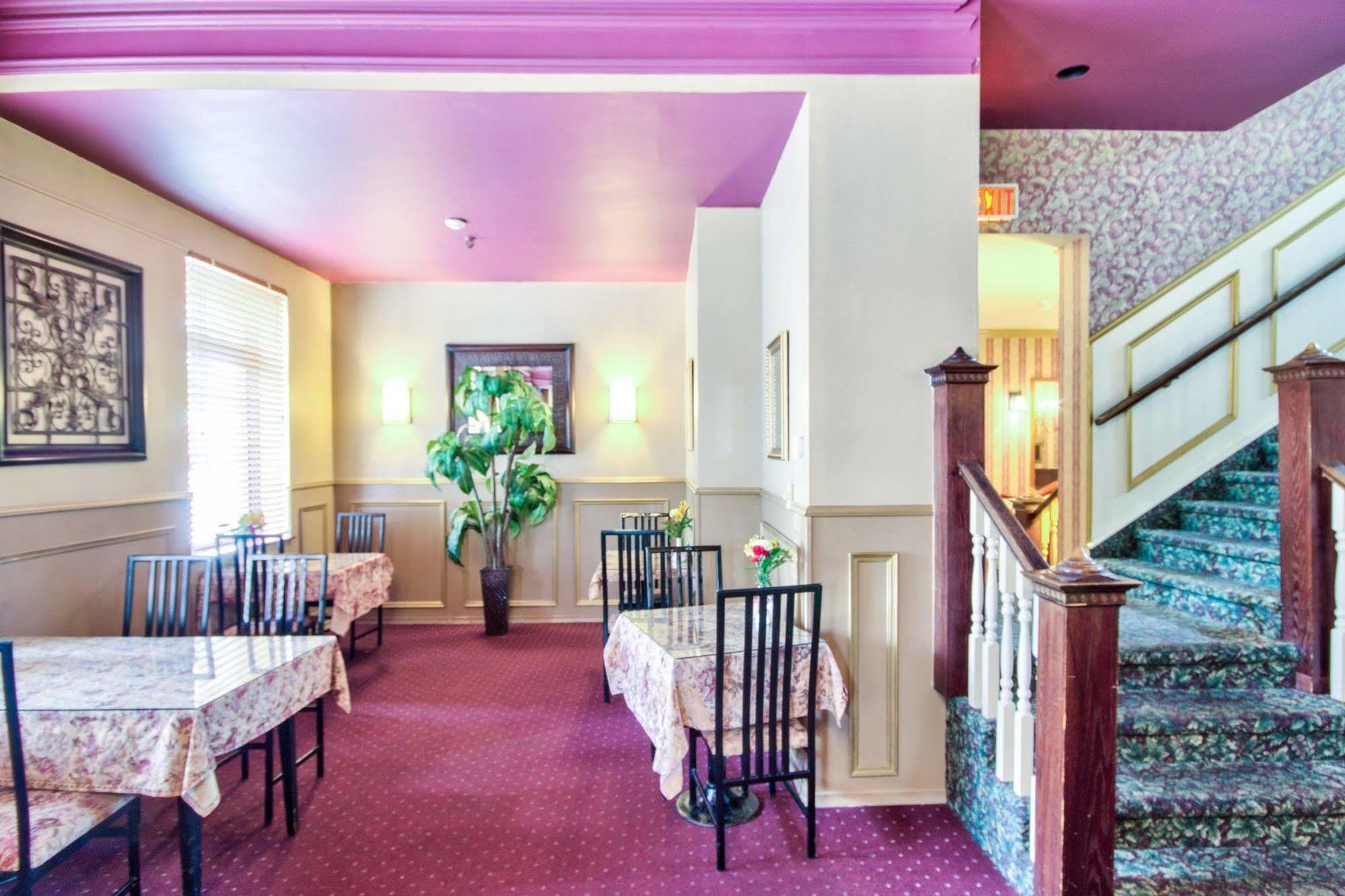 סטראטפורד Queen'S Inn מראה חיצוני תמונה